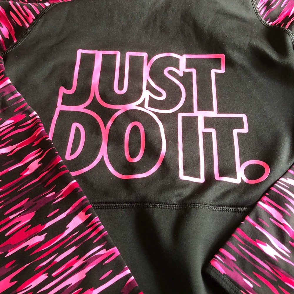 Nike sweatshirt
